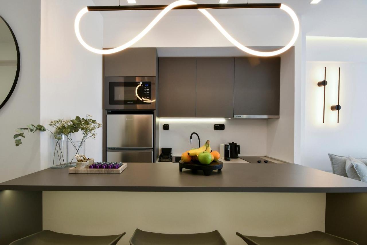 Luxury Downtown Apartment C2 Солун Екстериор снимка