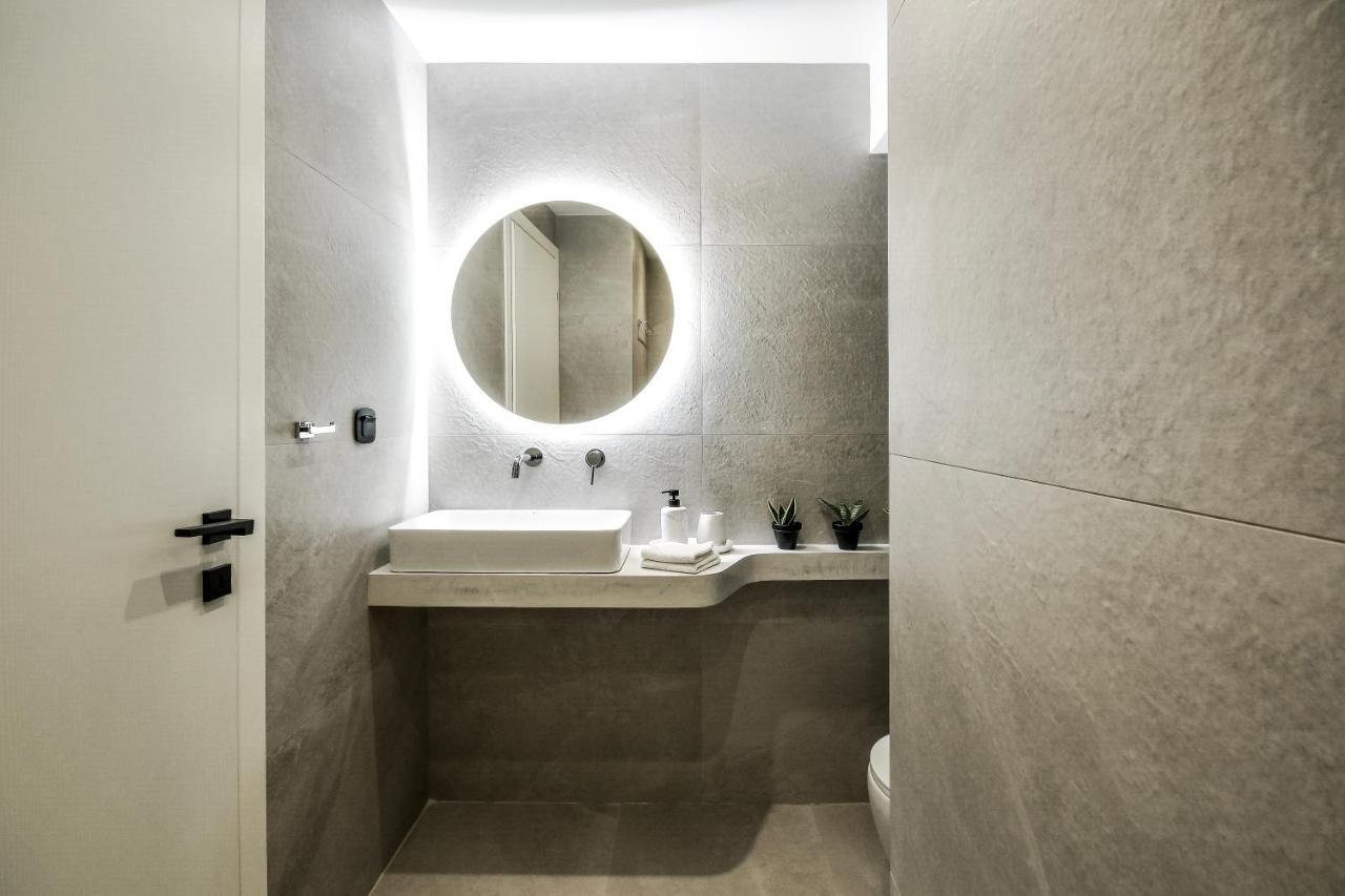 Luxury Downtown Apartment C2 Солун Екстериор снимка