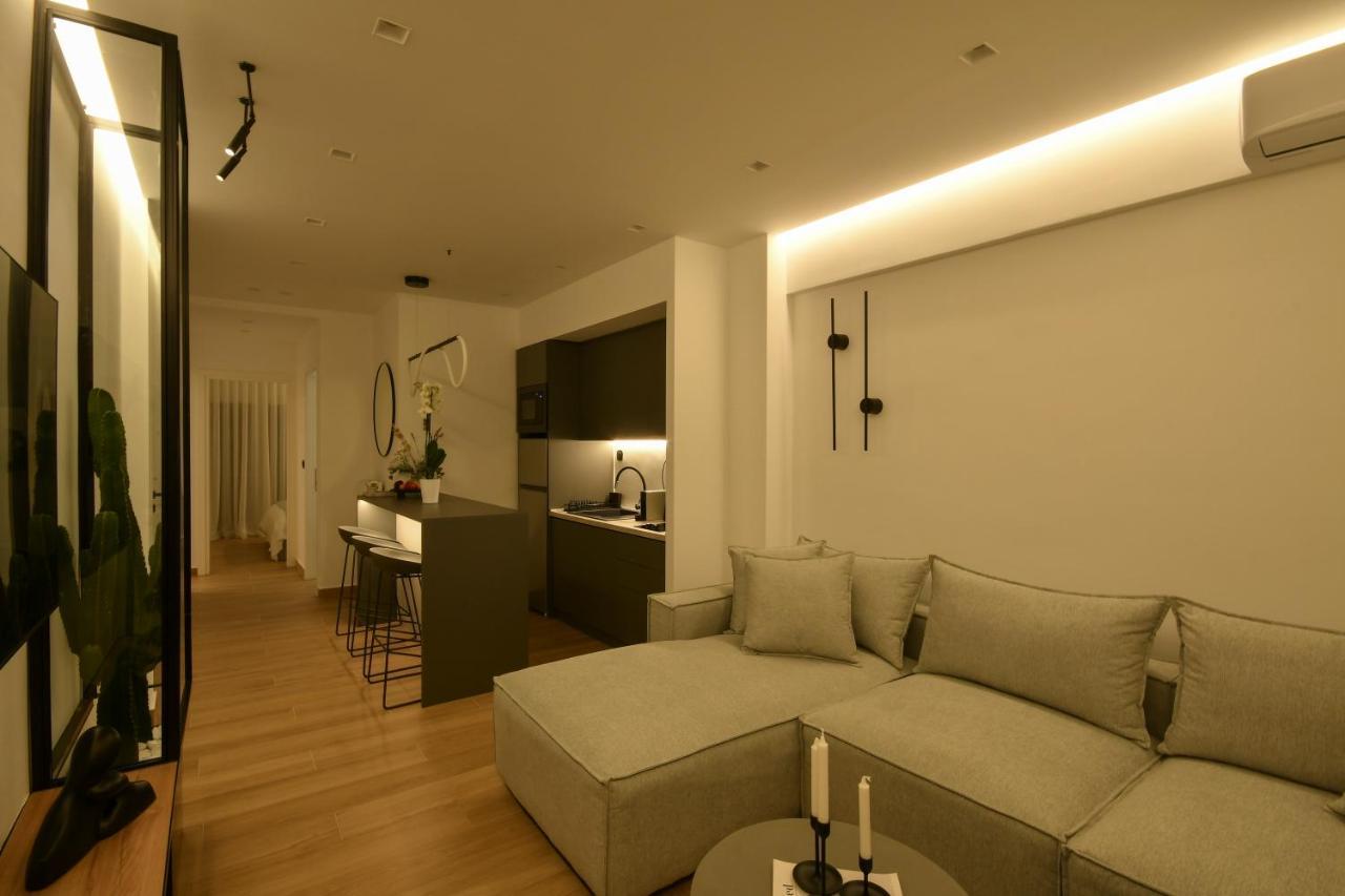 Luxury Downtown Apartment C2 Солун Екстериор снимка